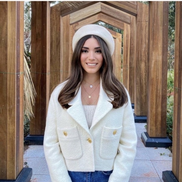 Zara Jackets & Blazers - Zara Cream Wool Blend Texture Weave Gold Metallic Button Detail Crop Blazer